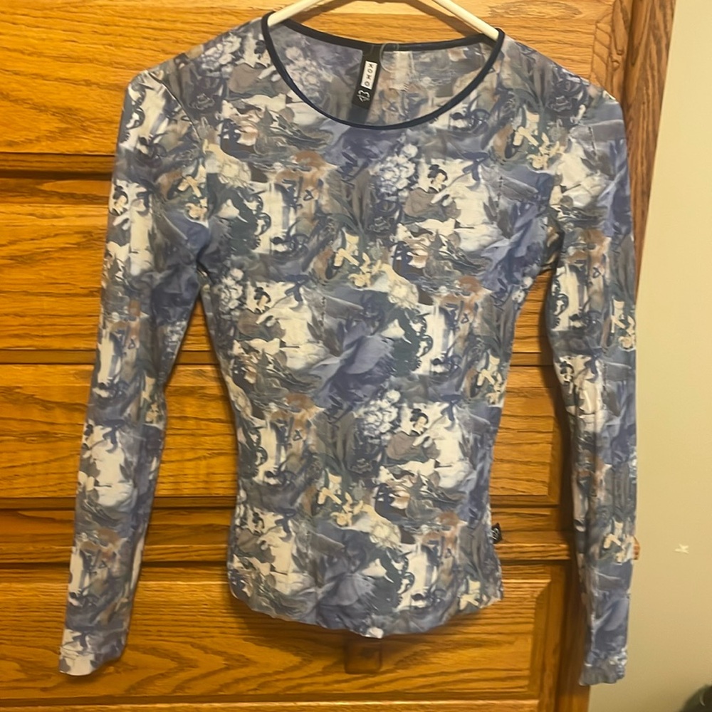 light blue top long sleeved